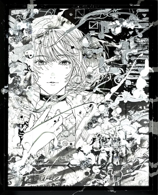 【お知らせ】

銀座にてArtBrikka様(@artbrikka)主催で開催中の三人展「あいだの風景」、9/6(日)最終日12:00〜16:00に在廊させていただきます！🙇‍♂️✨

今回は、初めて展示させていただくフルアナログ作品を含む、複数のフォーマットの作品を展示しております！
ぜひ会場にて実物をご覧いただけましたら嬉しいです…！🙏✨

OVERDRAW #002
Size: 325 × 264 × 23 mm
Materials: TMK poster paper, pen, pencil, ink, acrylic, UV resin, glass, frame
2026

こちらの作品は、ネット初公開となるフルアナログのドローイングをベースに、額縁を含めて制作したミクストメディア作品です…！

TMKポスター紙にペン・鉛筆・インクで直接描いたドローイングに、アクリル絵具やUVレジン、グリッターなどの素材を重ねて制作しています。

今回は実際に線画を描いているメイキング・完成作品のディティール動画も掲載しましたので、完成作品のディテールとあわせてご覧いただけますととても嬉しいです！🎥🖊️✨

線画は紙に直接描いているため、Ctrl+Zも修正液も使えず、かなり緊張感MAXで制作しています…！😂

画面上では伝わりにくい、樹脂やグリッターの反射、描画面とガラスの間に生まれる奥行きなどもありますので、ぜひ会場にて実物をご覧いただけましたら嬉しいです🙇‍♂️🙏✨

三人展「あいだの風景」
会期：2026年8月31日(月)〜9月6日(日)
時間：12:00〜19:00
※初日は14:00〜／最終日は16:00まで
会場：WABI-和・美- 2F
東京都中央区銀座4-11-5
入場無料
主催：ArtBrikka

お近くにお越しの際は、ぜひお立ち寄りいただけますと幸いです！
何卒よろしくお願いいたします🙏✨

▼展示詳細はこちら▼
https://shokohirose.com/2026/08/30/2026-08-31-09-06-三人展「あいだの風景」｜wabi-和・美-2f/

#OVERDRAW
#廣瀬祥子
#あいだの風景
#ccntemporaryart
